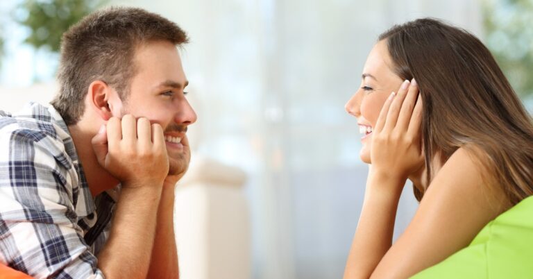 Falling In Love? Check Out These 50 Crazy Things That Might Happen 50 Crazy signs fall in love